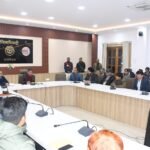 जिलाधिकारी माघ मेला के आयोजन के दृष्टिगत जनपद के होटल एवं रेस्टोरेंट व्यवसायिओं एवं एसोसिएशन के प्रतिनिधियों के साथ की बैठक