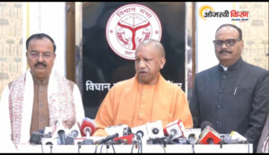 शीतकालीन सत्र के प्रारंभ से पहले मुख्यमंत्री योगी ने सपा सुप्रीमो अखिलेश यादव पर कसा तंज