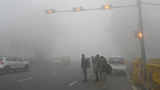अगले सात दिनों तक पड़ेगा बहुत घना कोहरा,बढ़ेगी उत्तर भारत में ठंड