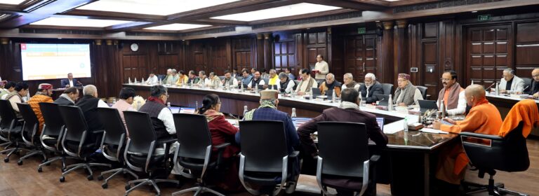 योगी सरकार ने सेमीकंडक्टर नीति 2024 के तहत बड़े निवेश को आकर्षित करने के लिए विशेष प्रोत्साहन देने का किया निर्णय