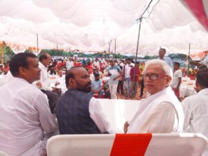 नया मतदाता बनने के लिए फार्म-6 भरवाने में मदद करें सपा कार्यकर्ता : लौटनराम निषाद