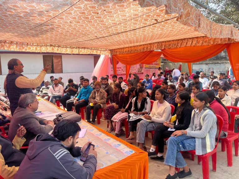 संवेदनशील नेतृत्व, सतत संवाद : सरोजनीनगर में लगा 151 वाँ ‘आपका विधायक -आपके द्वार’