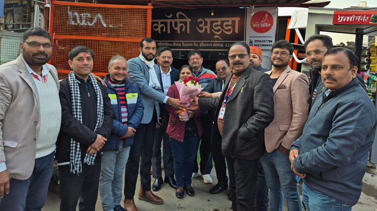 पॉलिटेक्निक चौराहे में स्थित कॉफी अड्डा में संपन्न हुई एनयूजे (आई) लखनऊ इकाई की विस्तृत बैठक, सर्वसम्मति से नए कार्यवाहक पदाधिकारियों का हुआ चयन