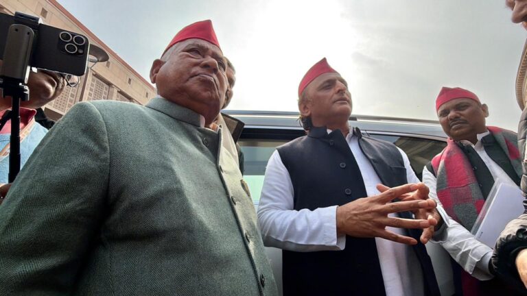 आम जनता को मायूस करने वाला केंद्रीय बजट,रोजमर्रा की जरूरत की चीजें आम आदमी की पहुंच से हुई दूर : अखिलेश यादव