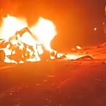 मिर्जापुर में भीषण सड़क हादसा,ट्रक की टक्कर से दो कारों में लगी आग, 11 लोगों की दर्दनाक मौत