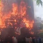 लखनऊ कोचिंग आग: अलीगंज में भीषण अग्निकांड, जान बचाने के लिए तीसरी मंजिल से कूदे छात्र