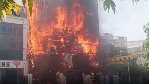 लखनऊ कोचिंग आग: अलीगंज में भीषण अग्निकांड, जान बचाने के लिए तीसरी मंजिल से कूदे छात्र