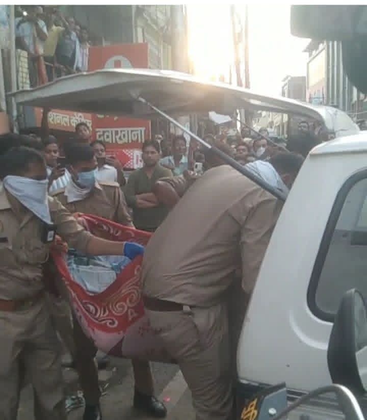 साउथ मलाका सामूहिक हत्याकांड: लापता बेटे समेत 4 शव मिलने से सनसनी, हत्या या आत्महत्या पर सस्पेंस बरकरार