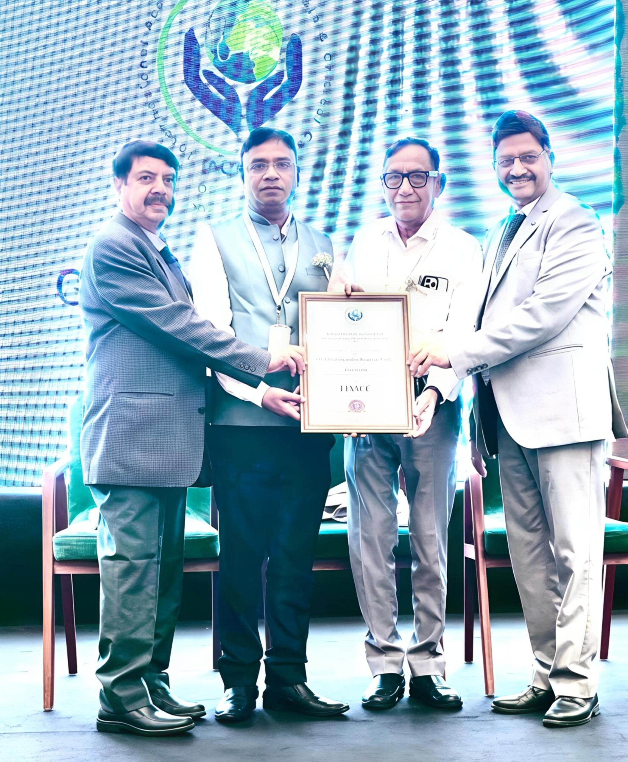 मेडिकल कॉलेज प्रयागराज के डॉ. धर्मेंद्र यादव को मिली प्रतिष्ठित FIAACC फेलोशिप
